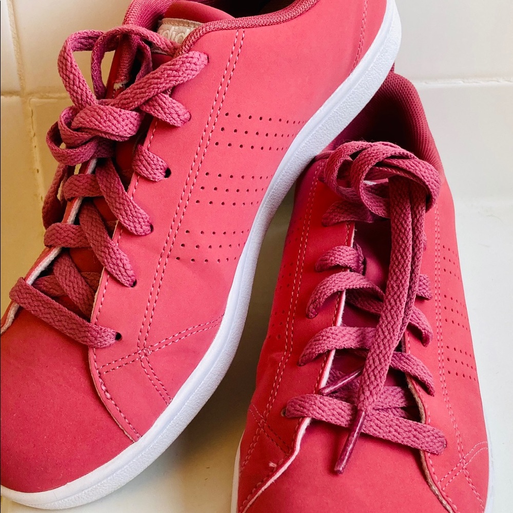 Classic ADIDAS sneakers - Picture 2 of 3